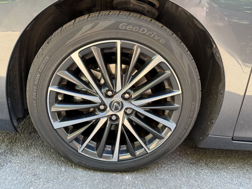 Certified 2023 Lexus ES 350 Sedan