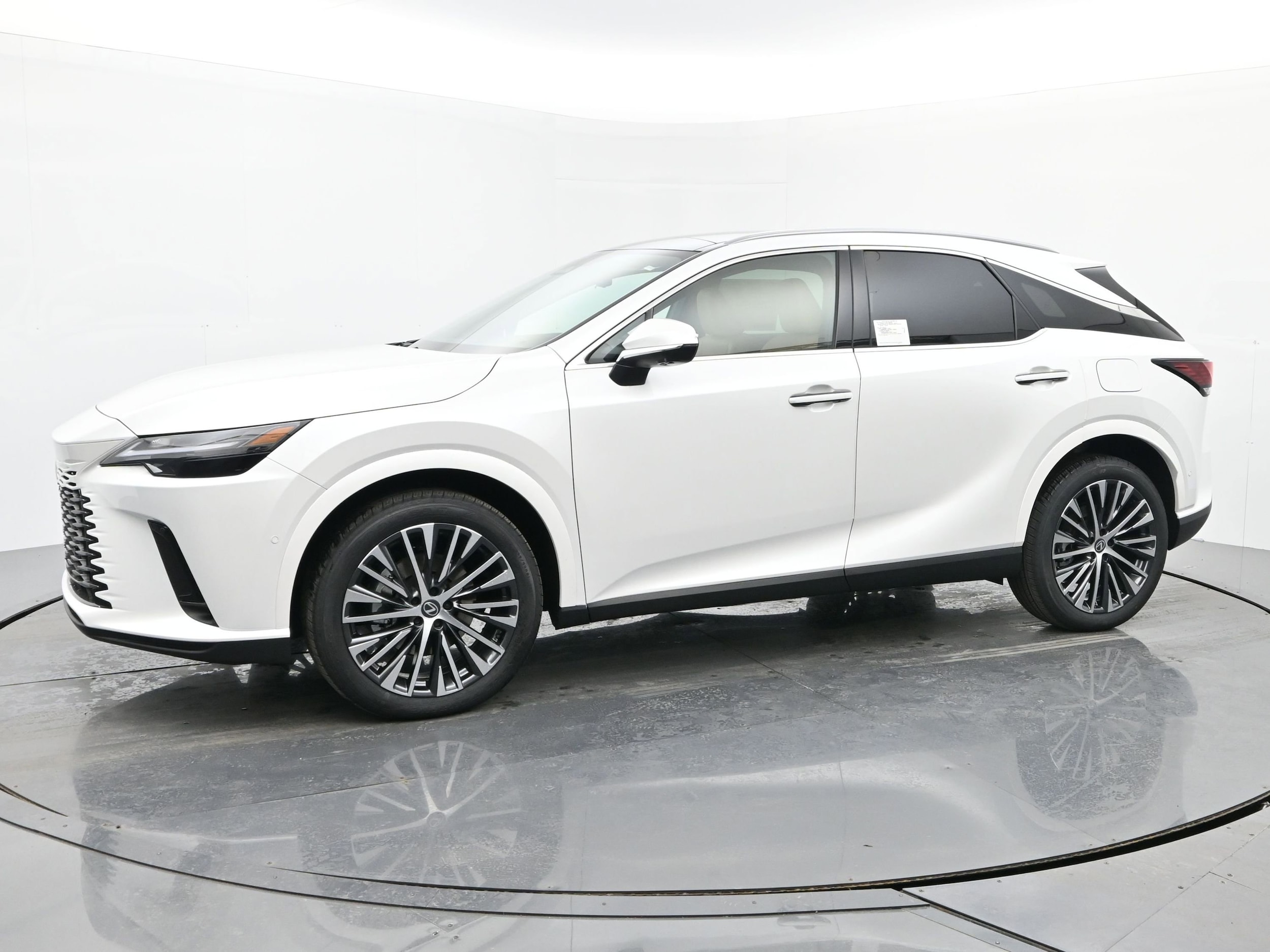2026 Lexus RX Hybrid 350h's photo