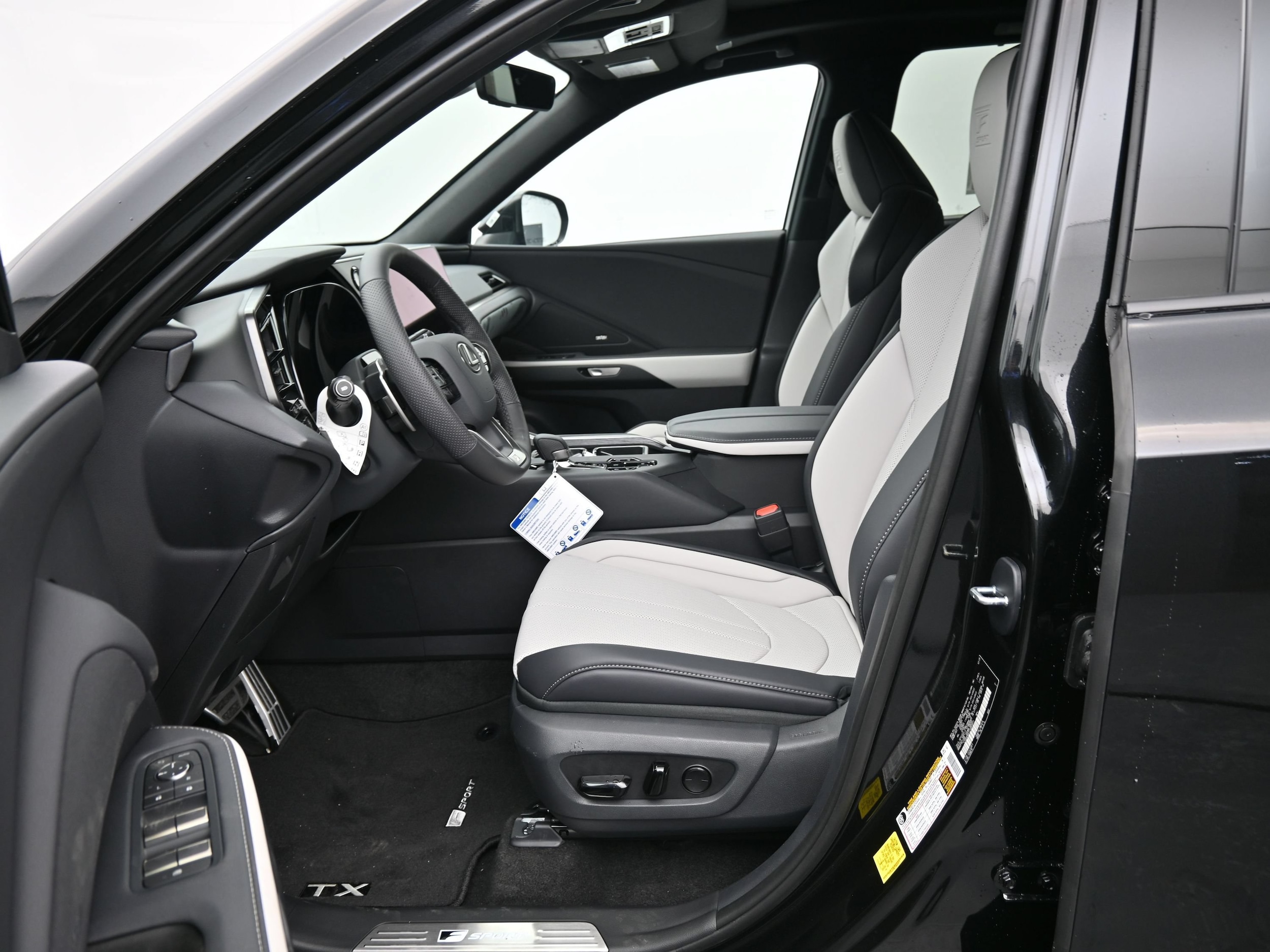 2026 Lexus TX 350 F-Sport - Photo 11