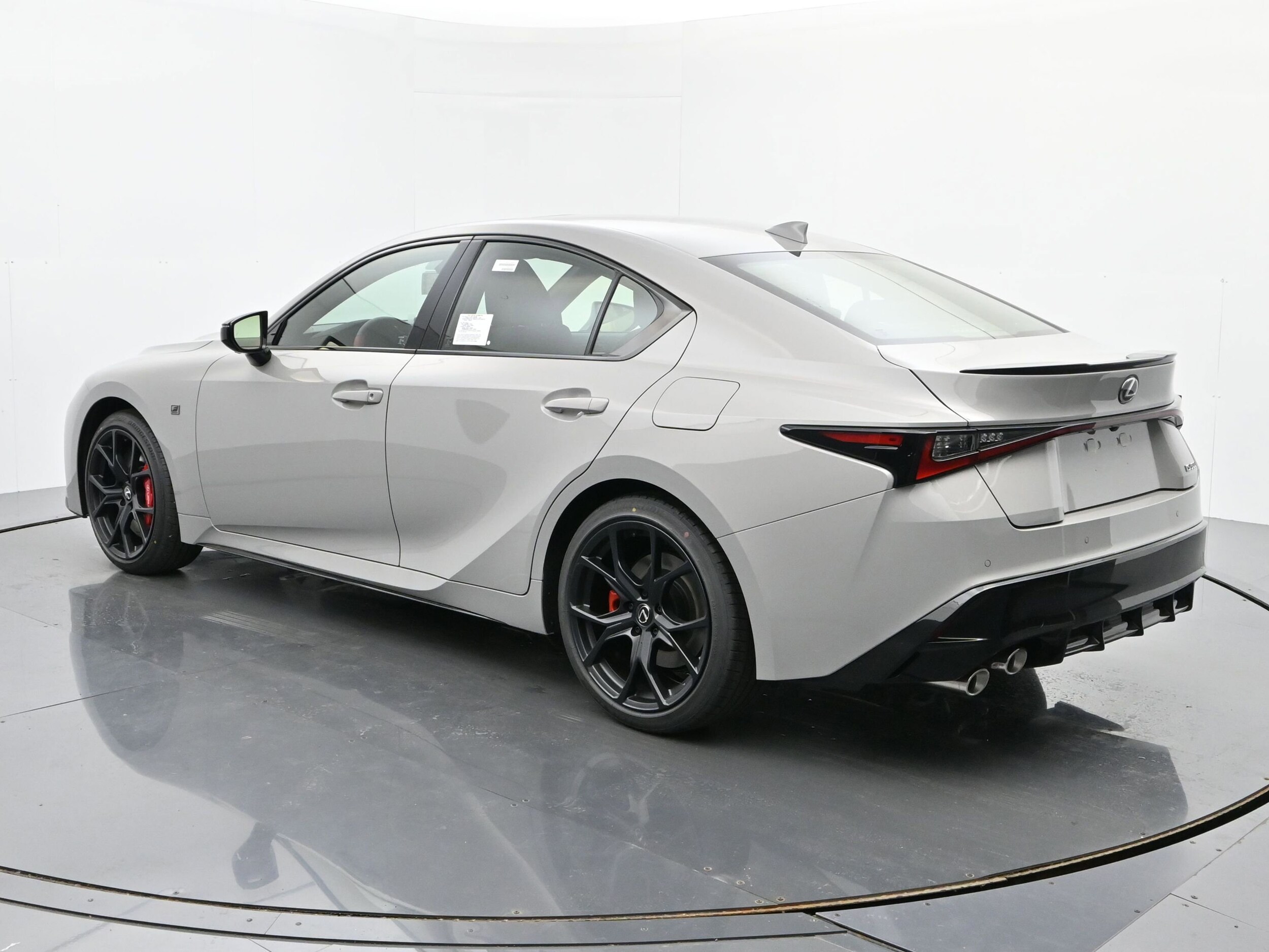 2025 Lexus IS 500 F SPORT Performance photo 3