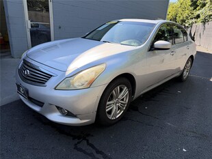 2011 INFINITI G37 X Sedan