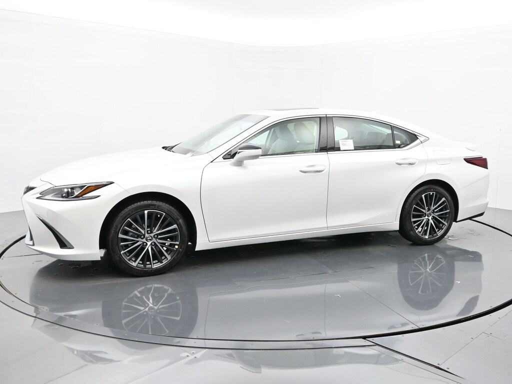 New 2025 Lexus ES 350 Sedan