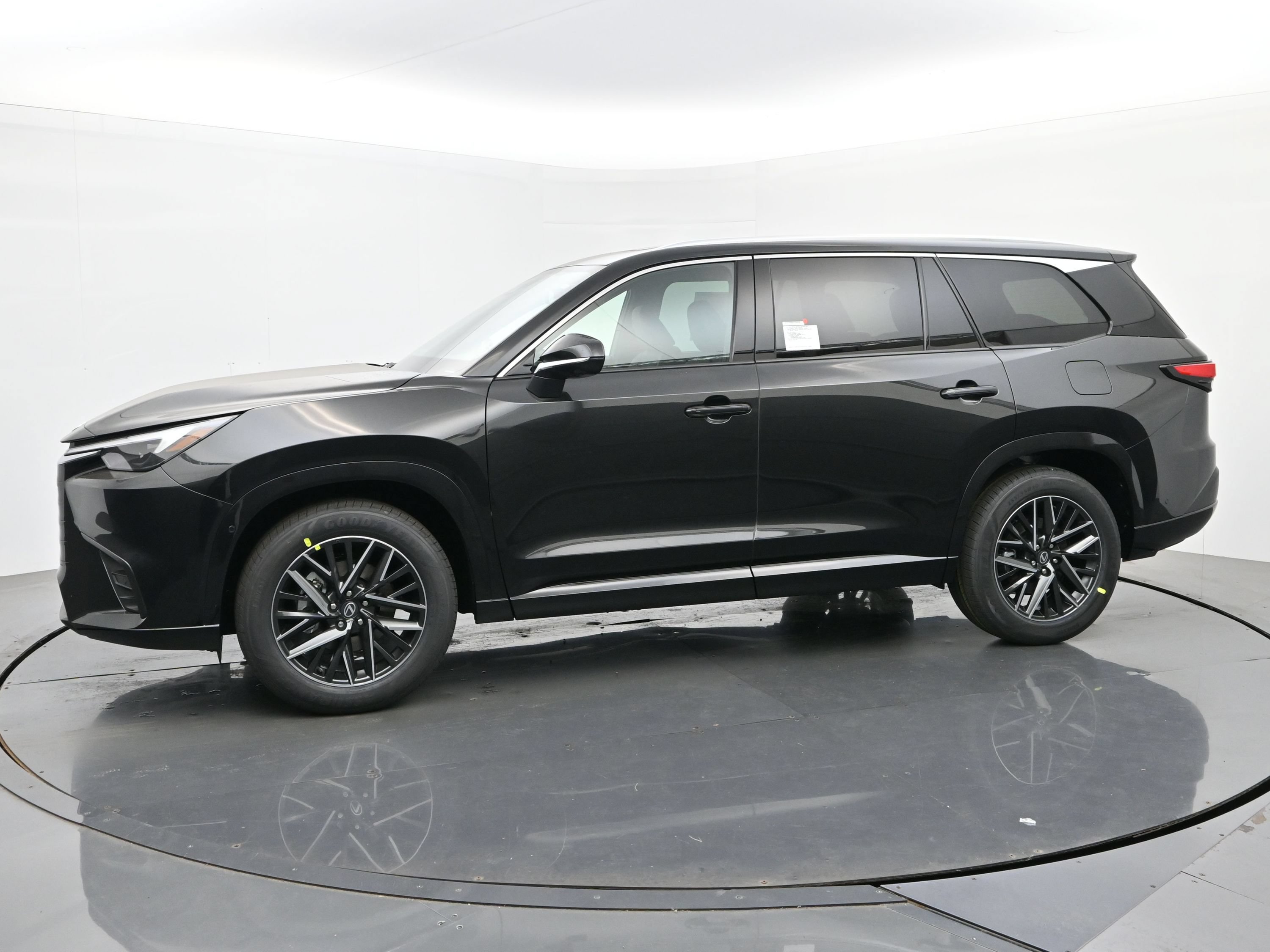 2026 Lexus TX 2