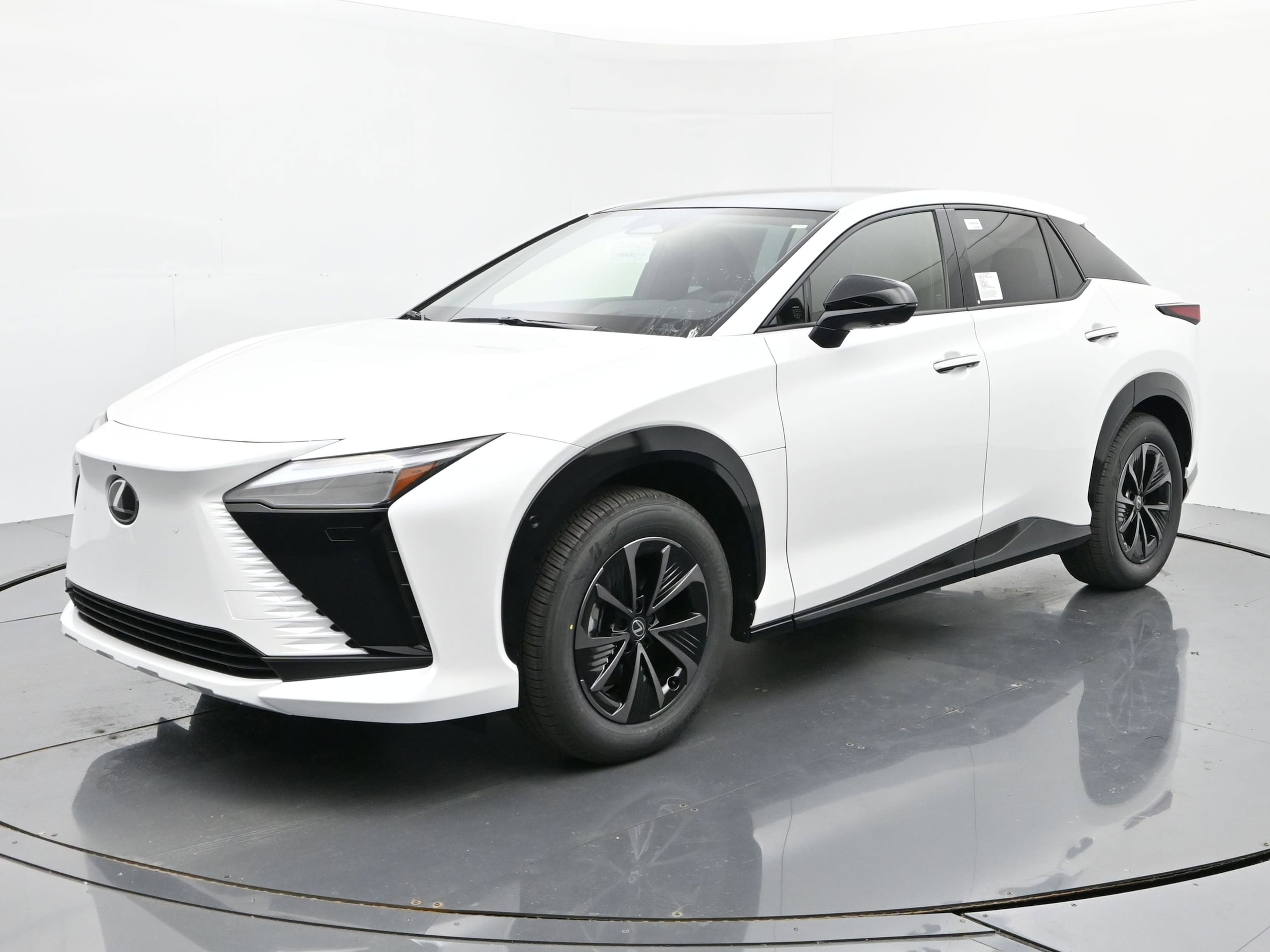 2026 Lexus RZ 450e's photo