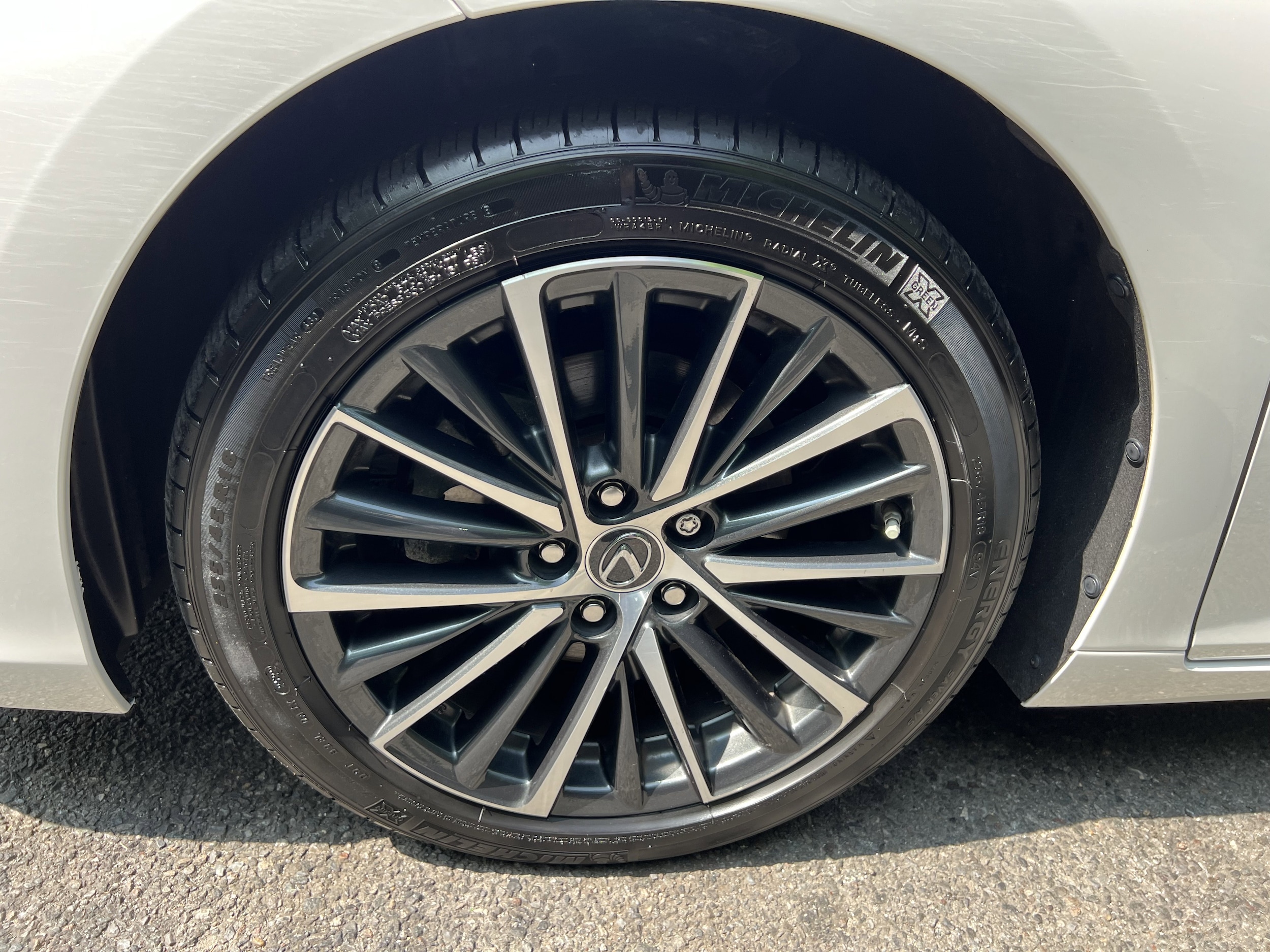 Certified 2022 Lexus ES 350 with VIN 58ADZ1B1XNU138202 for sale in Brooklyn, NY