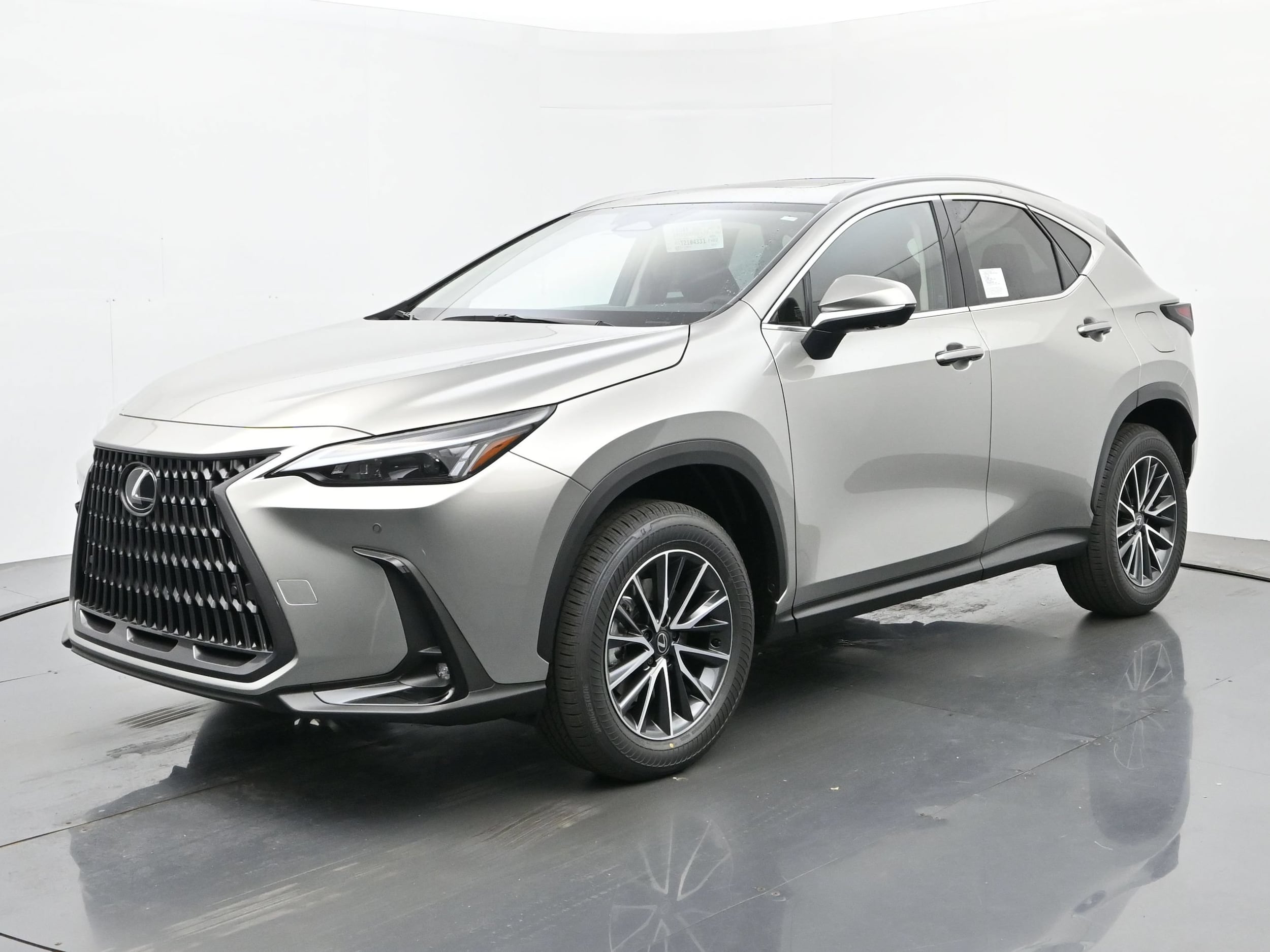 2026 Lexus NX PHEV 450h+
