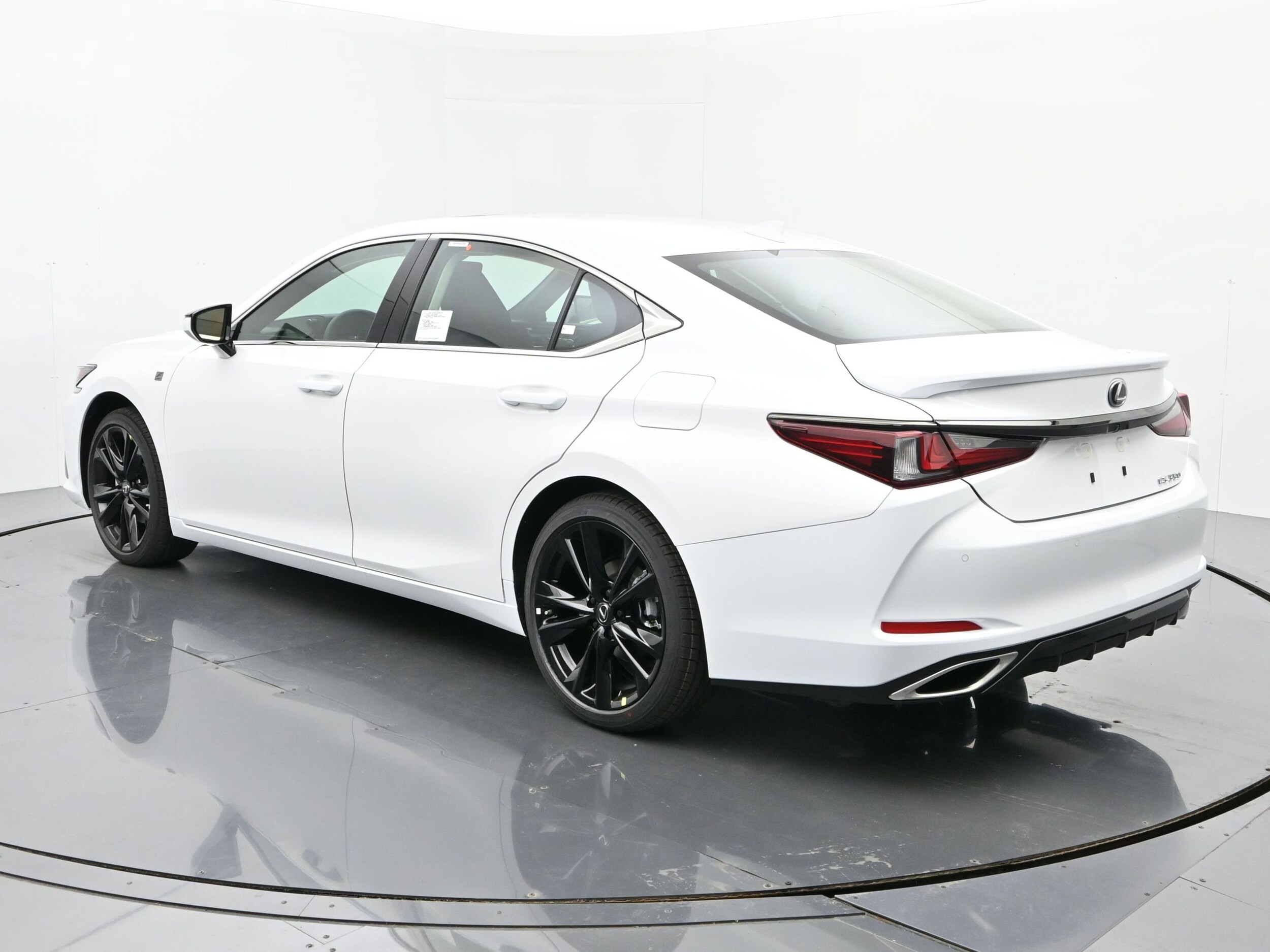 2025 Lexus ES 350 photo 3