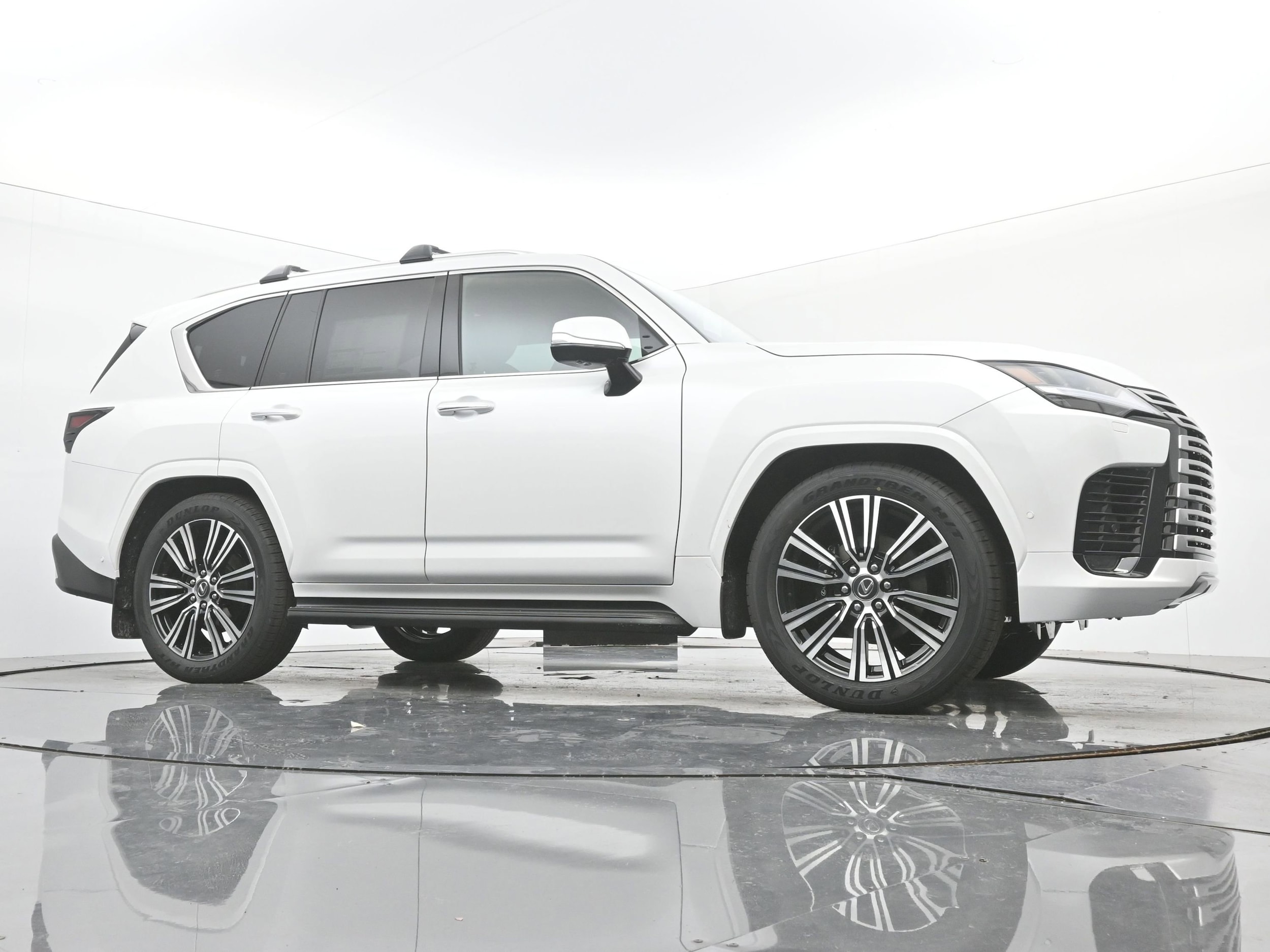 2026 Lexus LX 700h Luxury - Photo 21