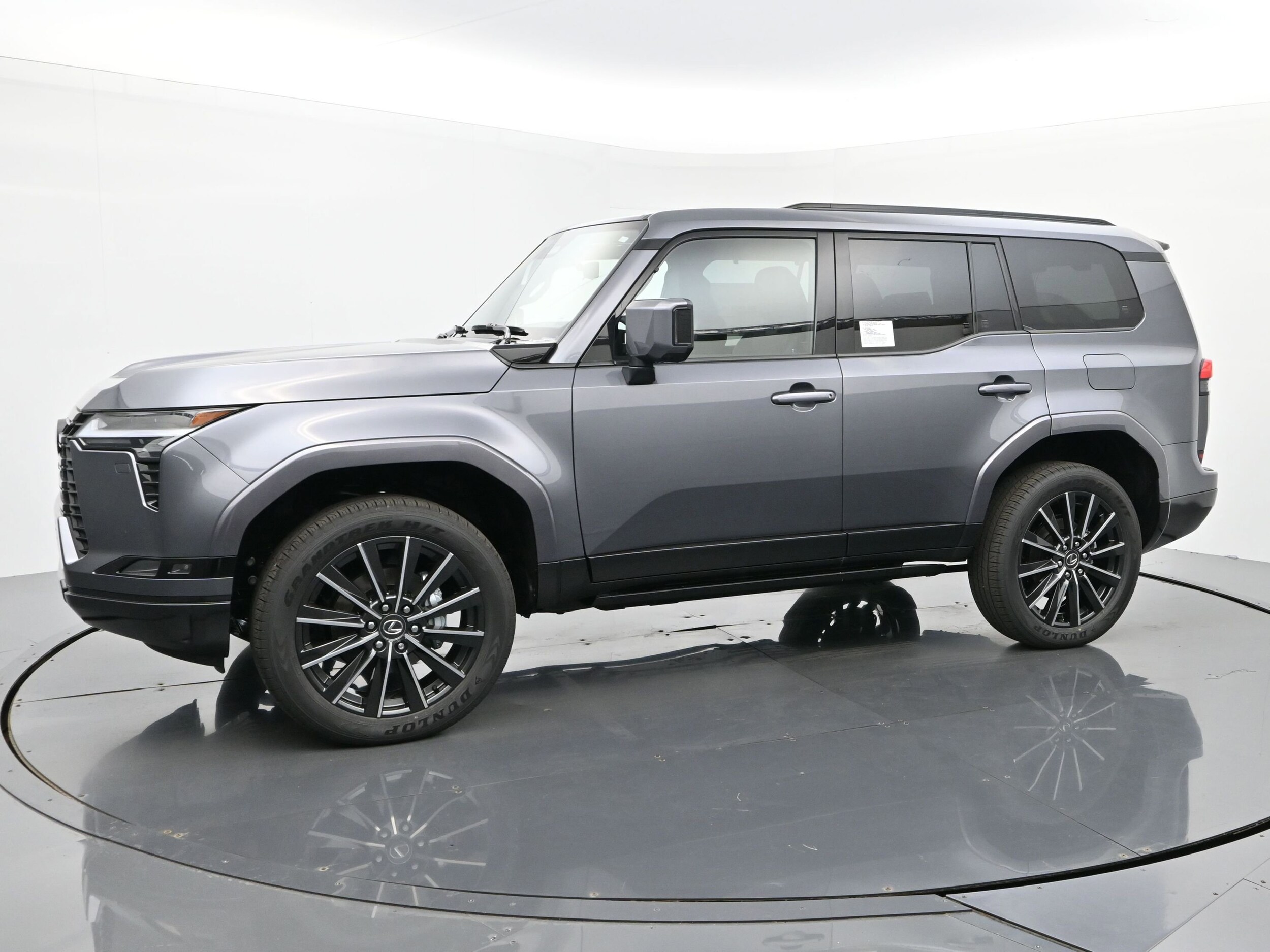 2025 Lexus GX photo 2