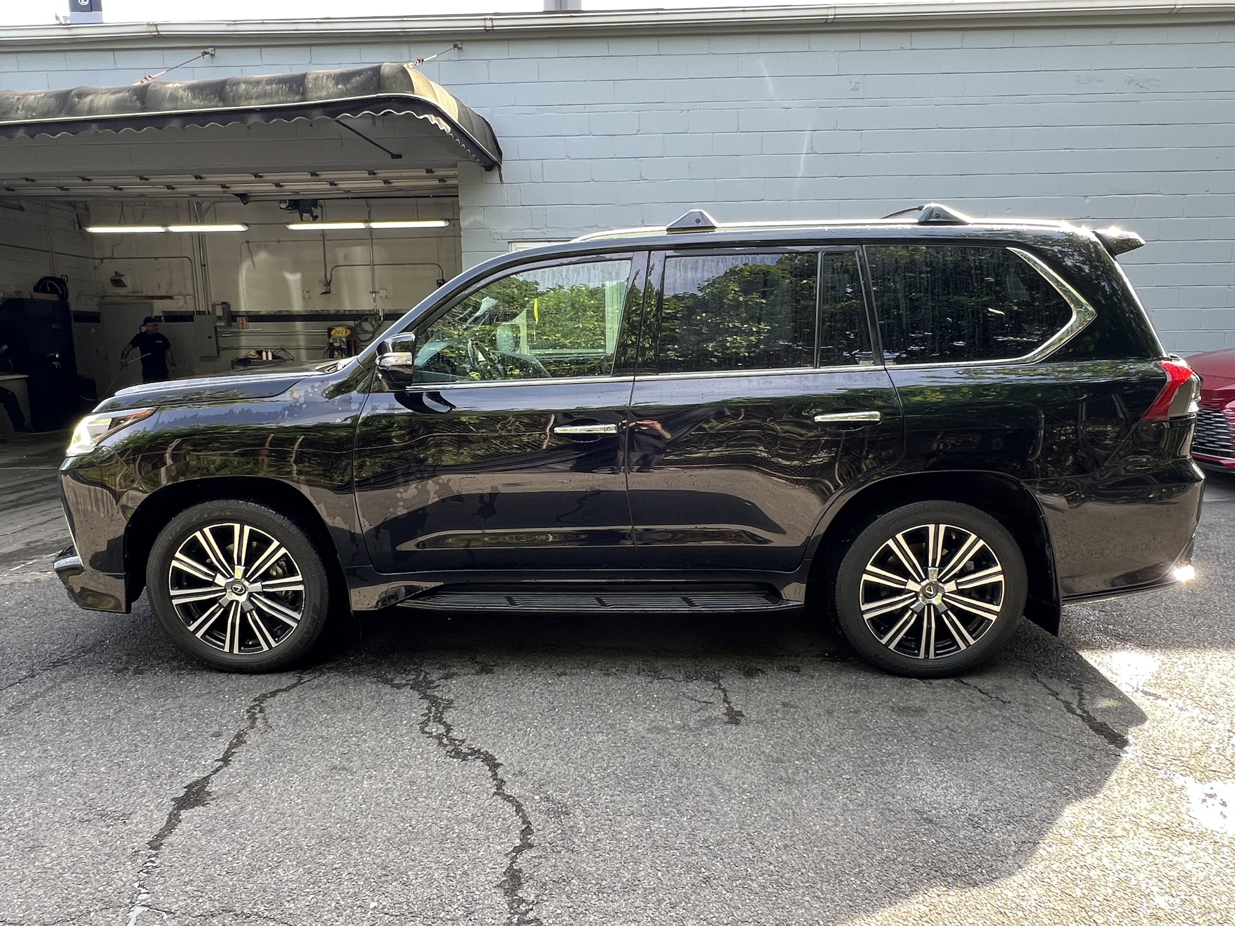 Certified 2020 Lexus LX 570 with VIN JTJDY7AX3L4328568 for sale in Brooklyn, NY