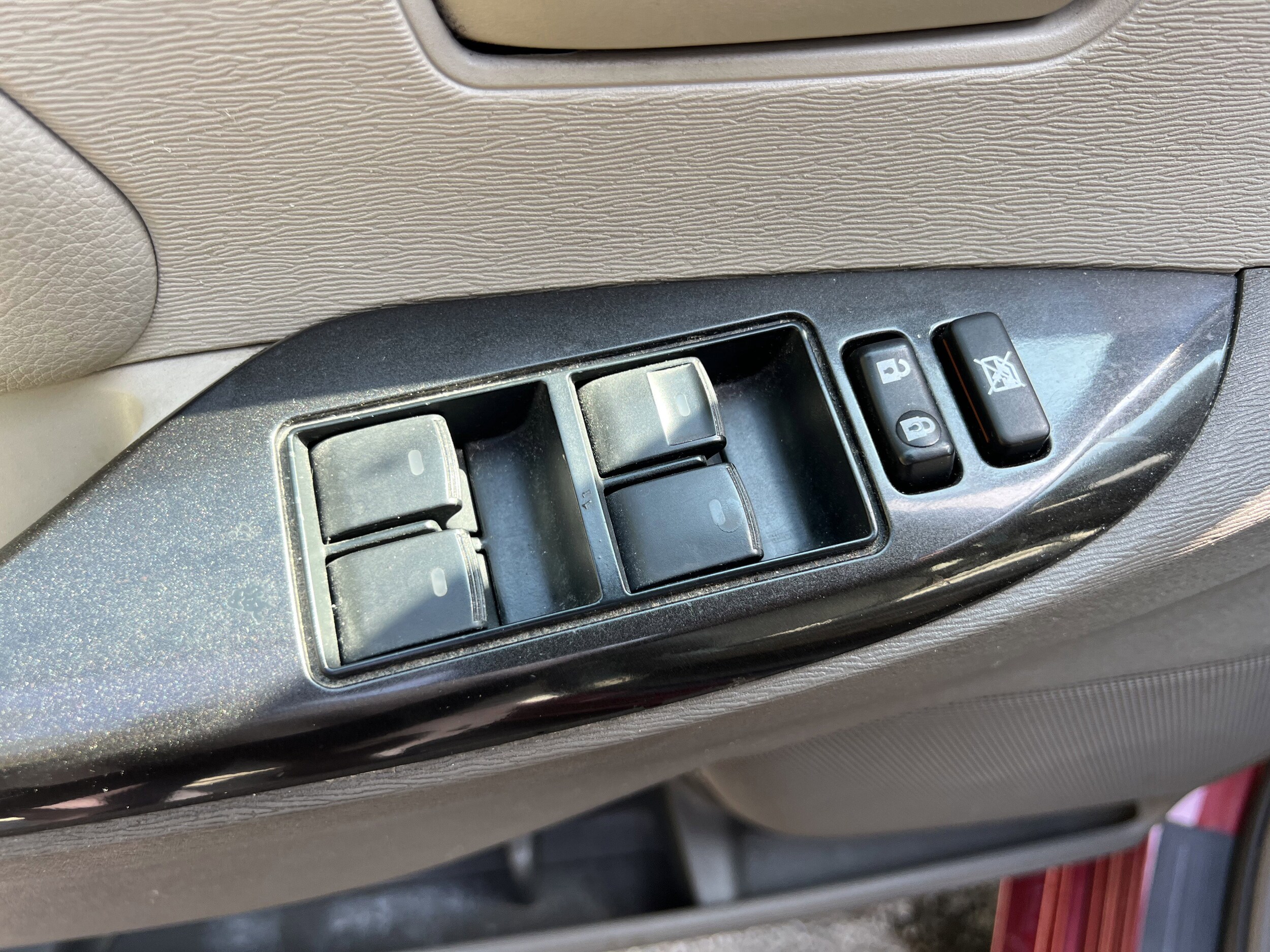 2011 Toyota Sienna Base photo 3