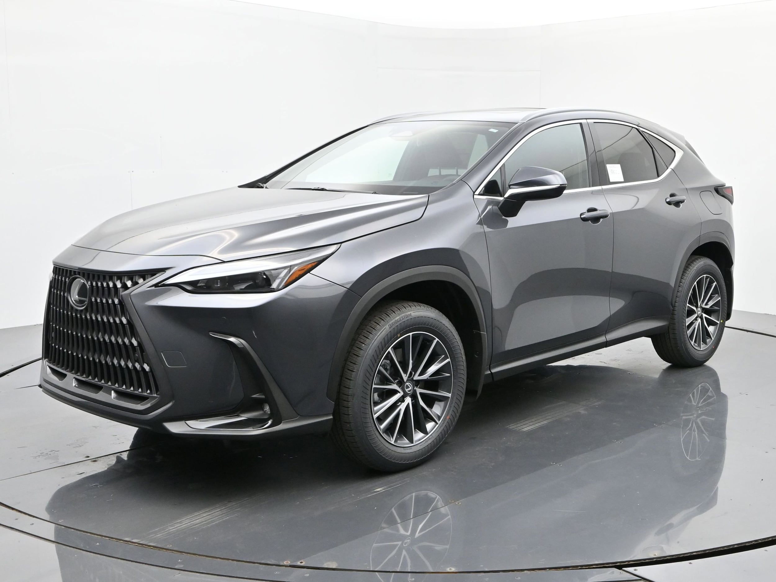 2026 Lexus NX 350's photo