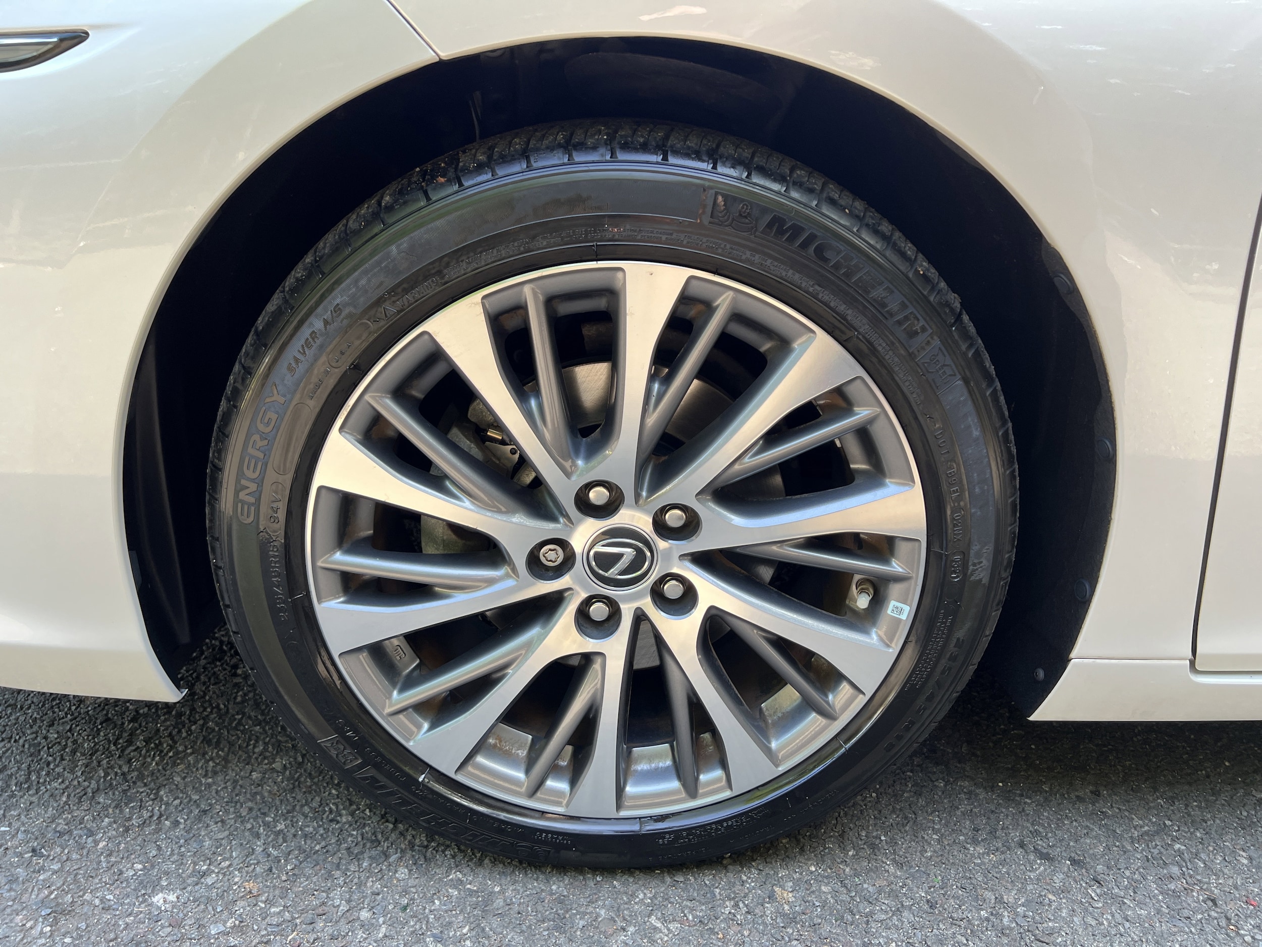 Used 2021 Lexus ES 350 with VIN 58ADZ1B18MU095686 for sale in Brooklyn, NY