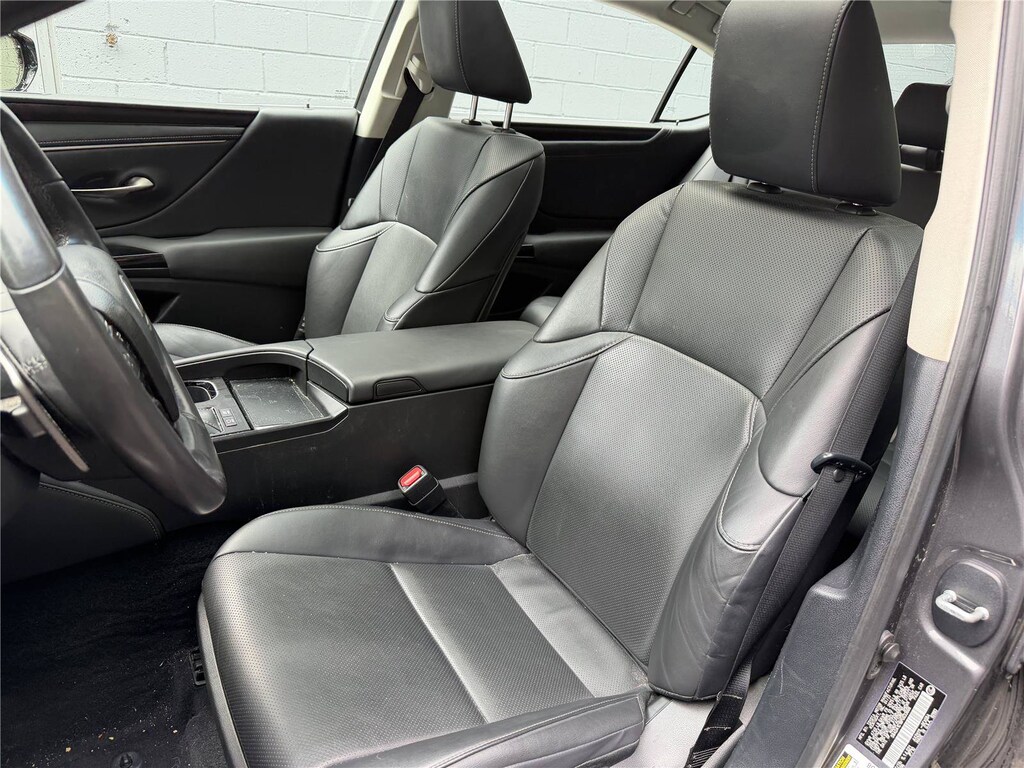Used 2023 Lexus ES 300h Sedan