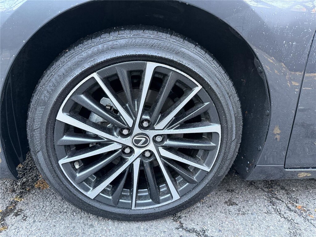 Used 2023 Lexus ES 350 Sedan