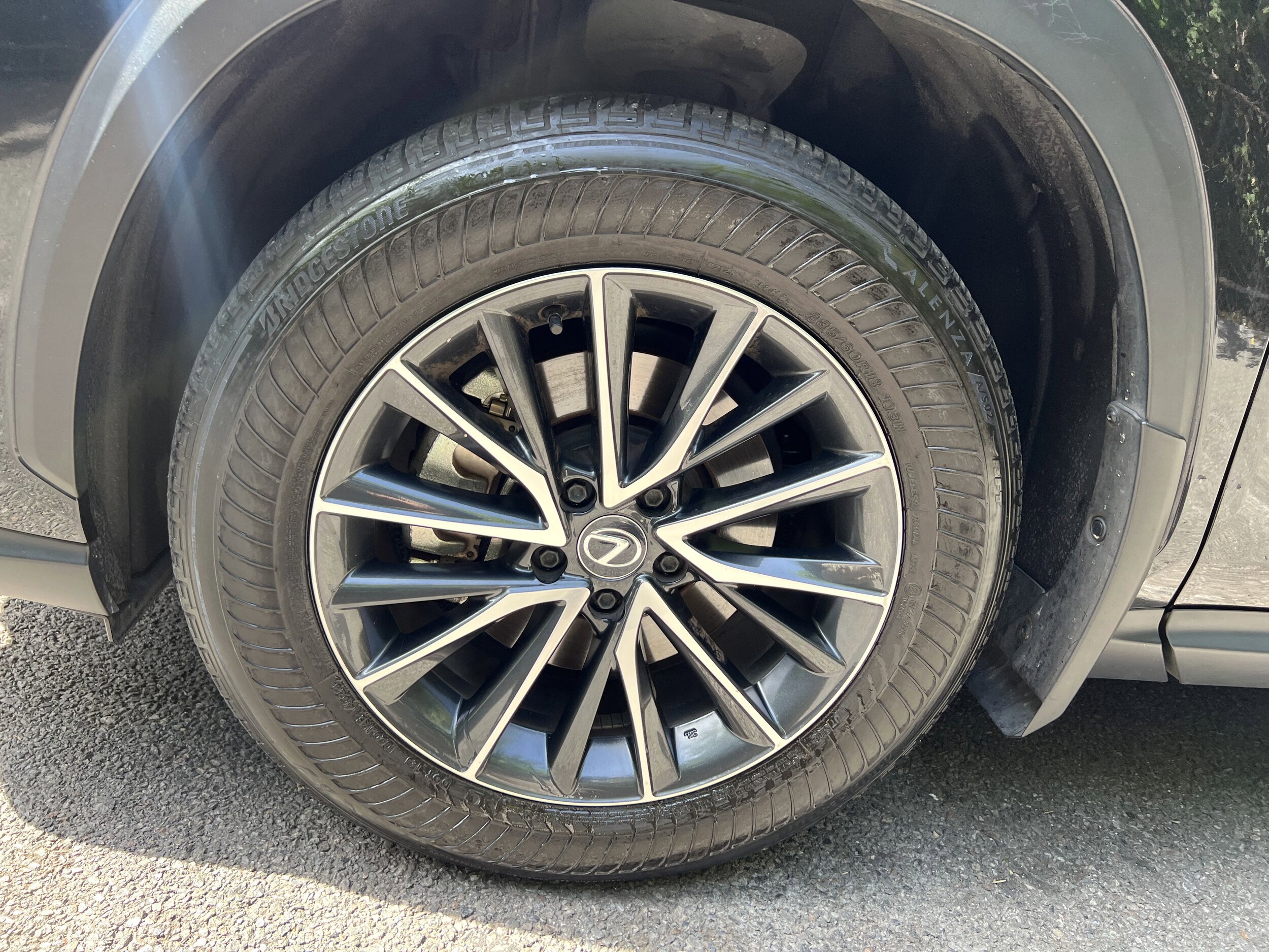 2024 Lexus NX 350 Premium photo 2