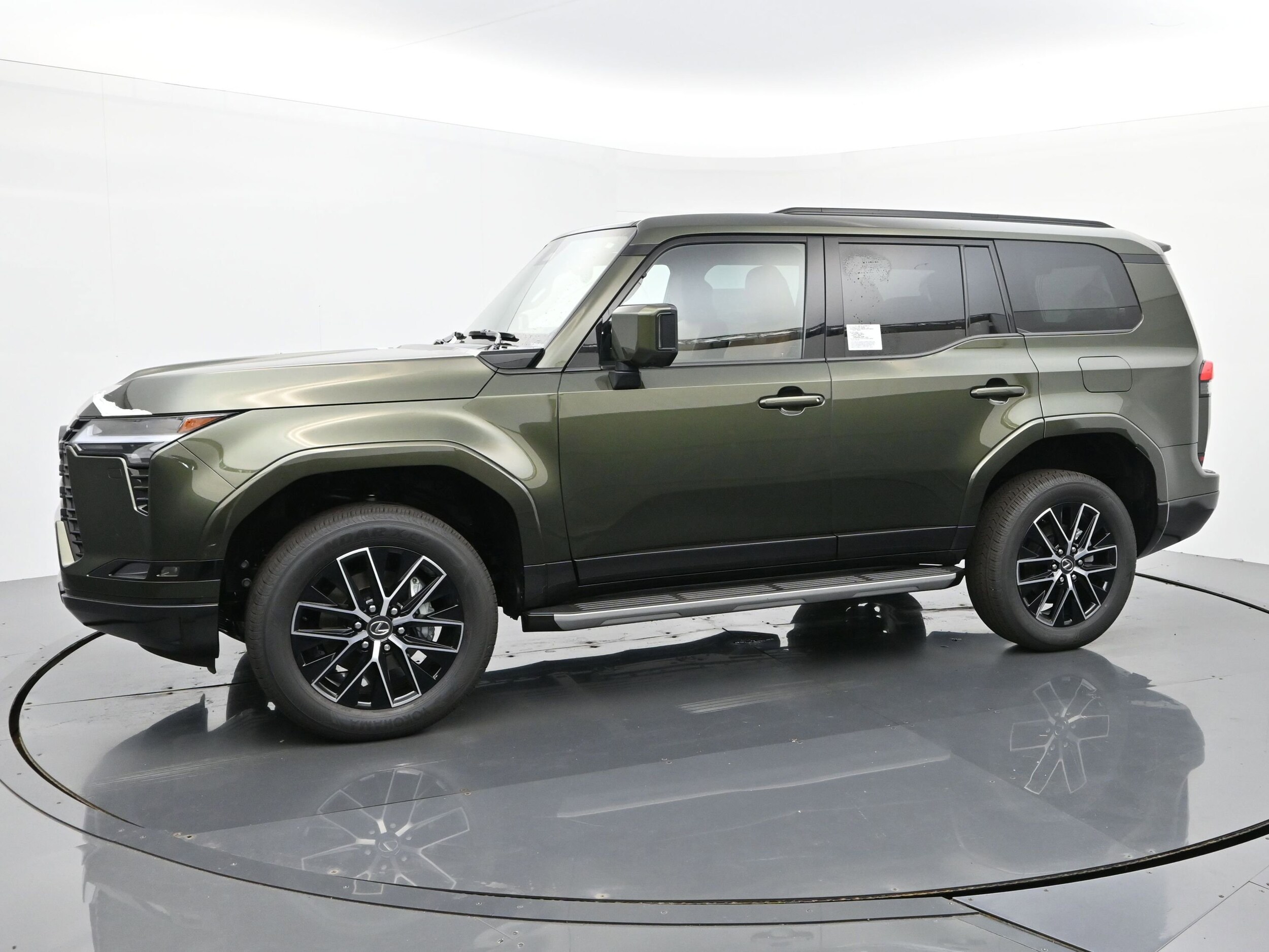 2025 Lexus GX 550 Premium photo 2