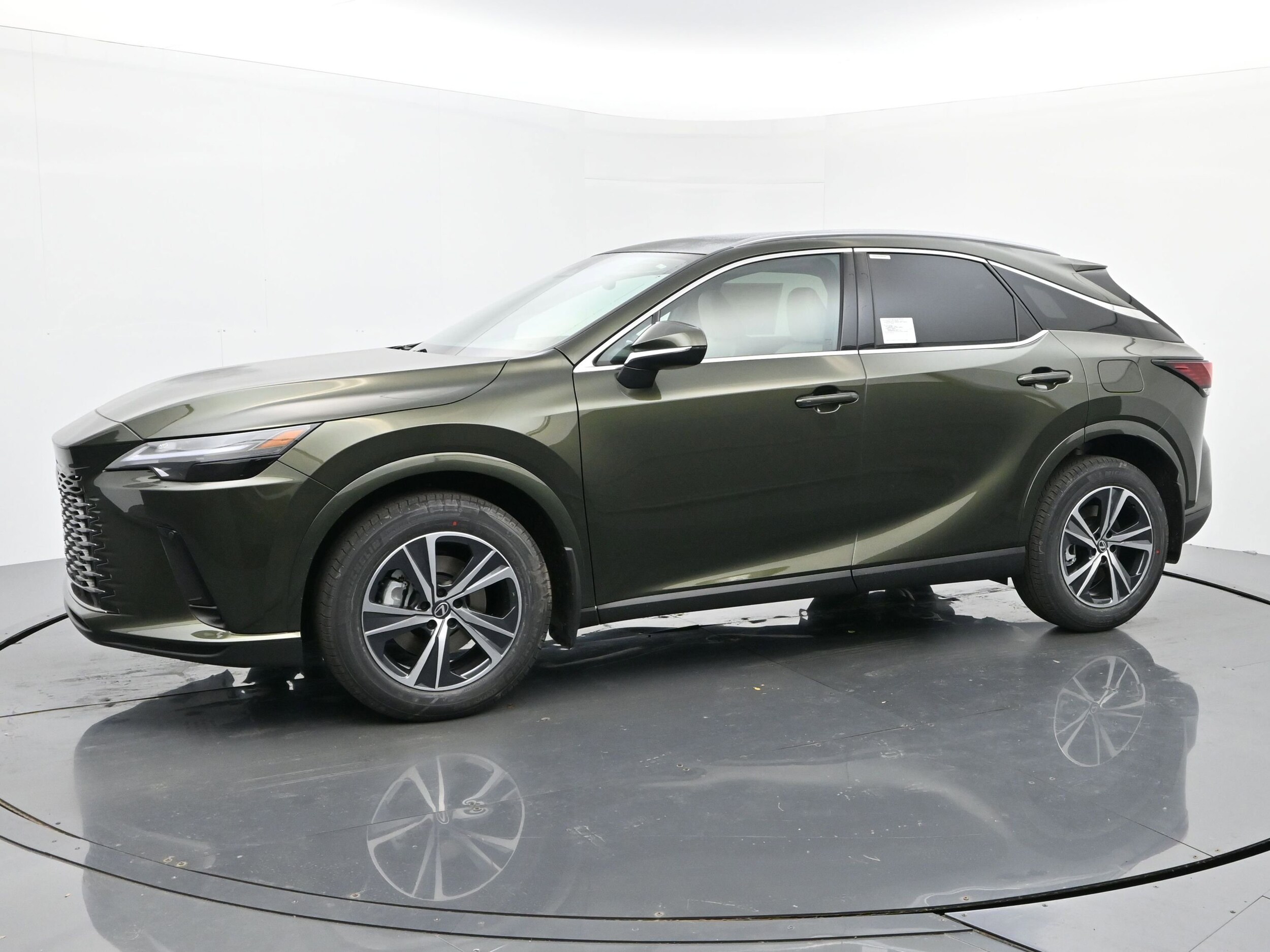 2026 Lexus RX 350 Premium photo 2