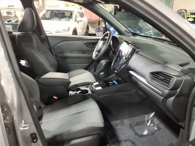 2025 Subaru Forester Premium - Photo 28