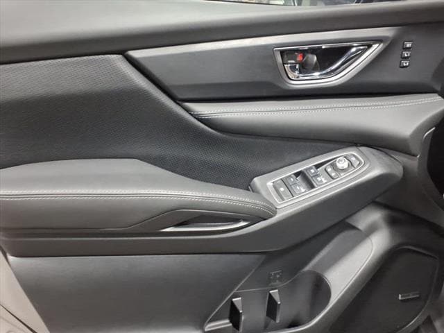 2025 Subaru Ascent Limited - Photo 22