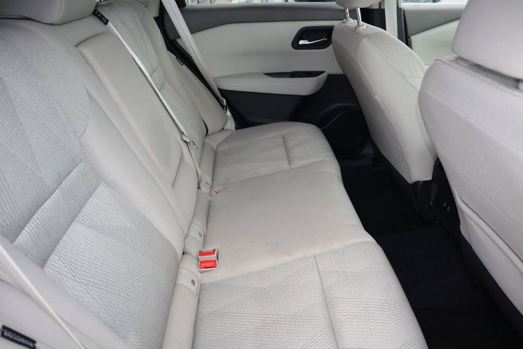 2025 Nissan Rogue SV - Photo 26