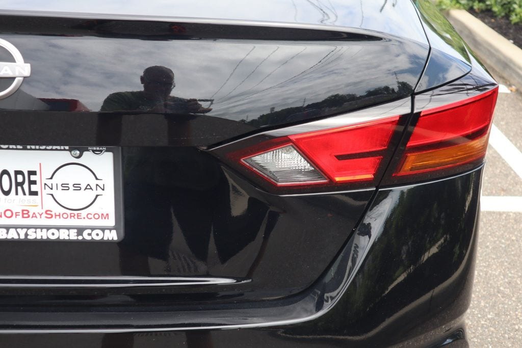 2025 Nissan Altima S - Photo 30