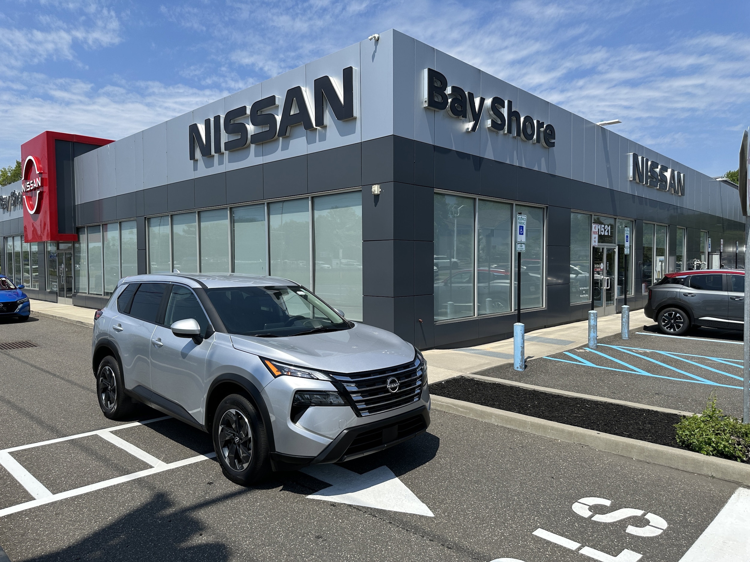 2025 Nissan Rogue SV AWD's photo
