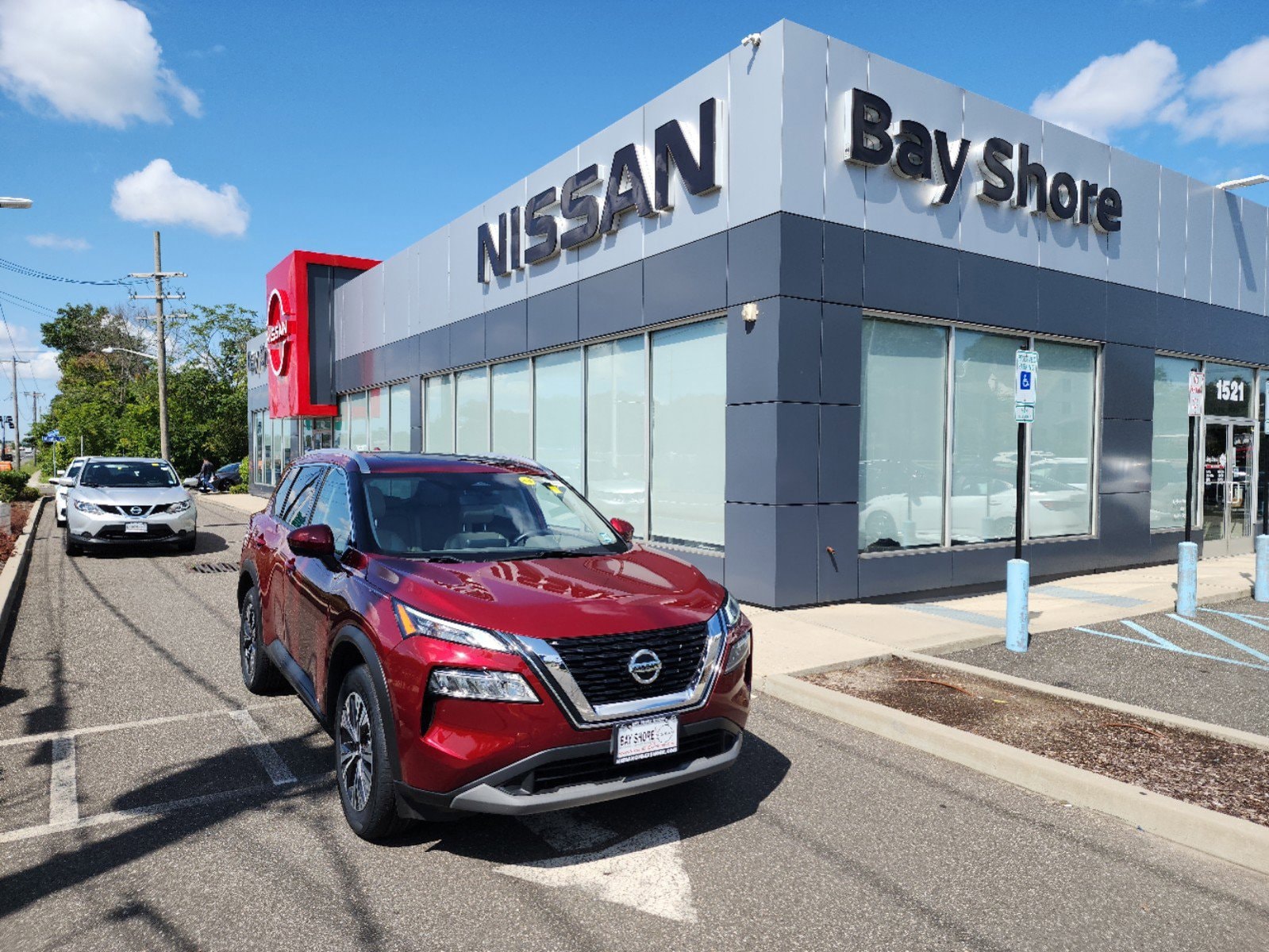 Certified 2021 Nissan Rogue SV with VIN JN8AT3BB8MW226676 for sale in Bay Shore, NY