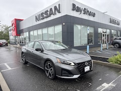 Used 2023 Nissan Altima 2.5 SR Sedan UB10349T for Sale in Bay Shore, NY, at Nissan of Bay Shore