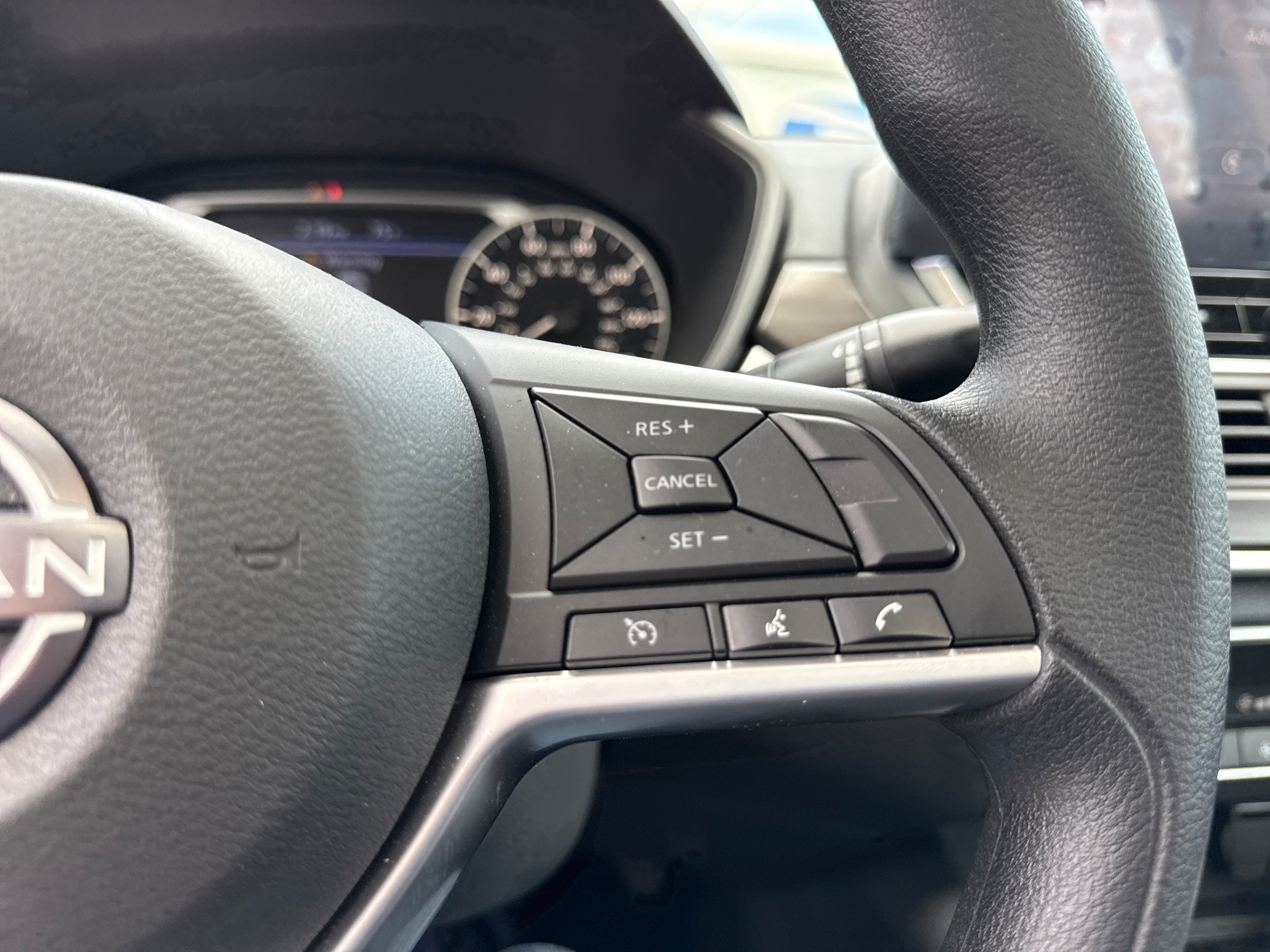 2025 Nissan Altima SV - Photo 24