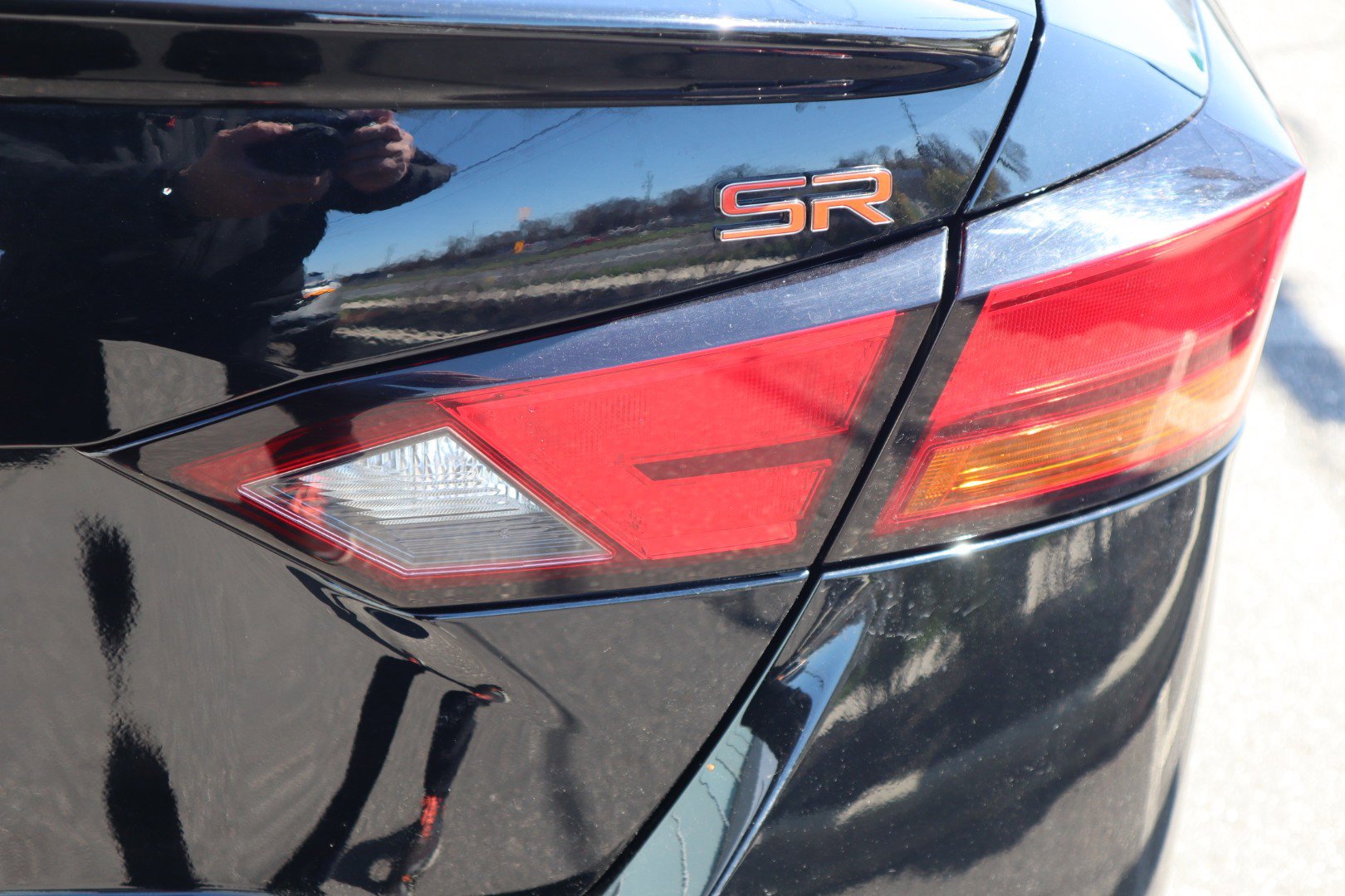 2025 Nissan Altima SR - Photo 26