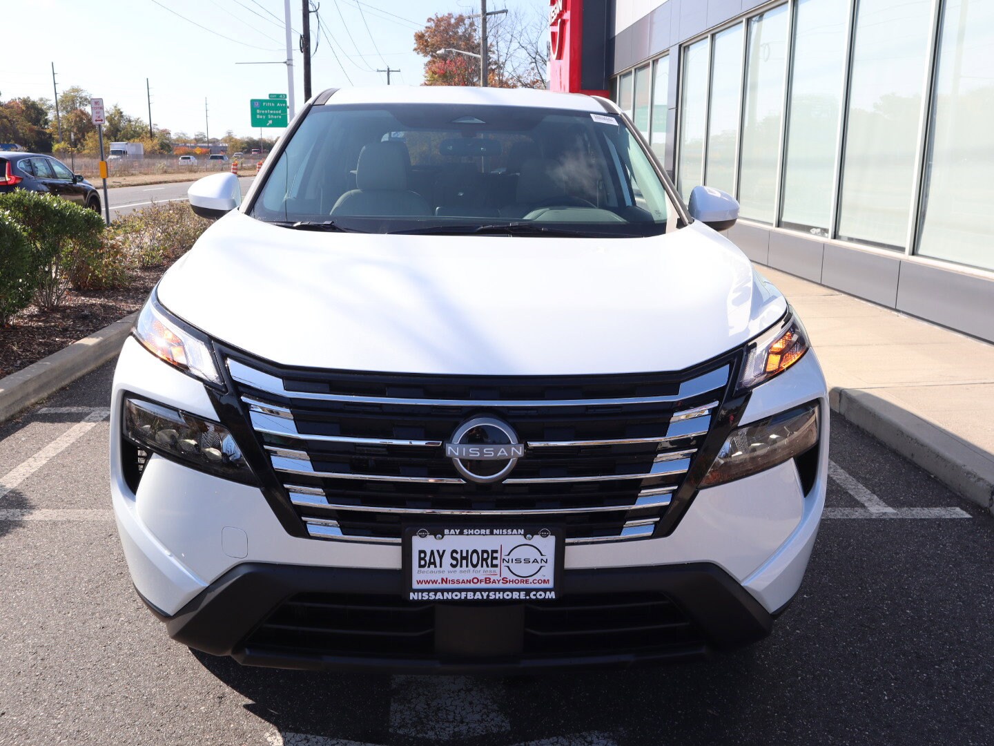 2026 Nissan Rogue SV photo 3