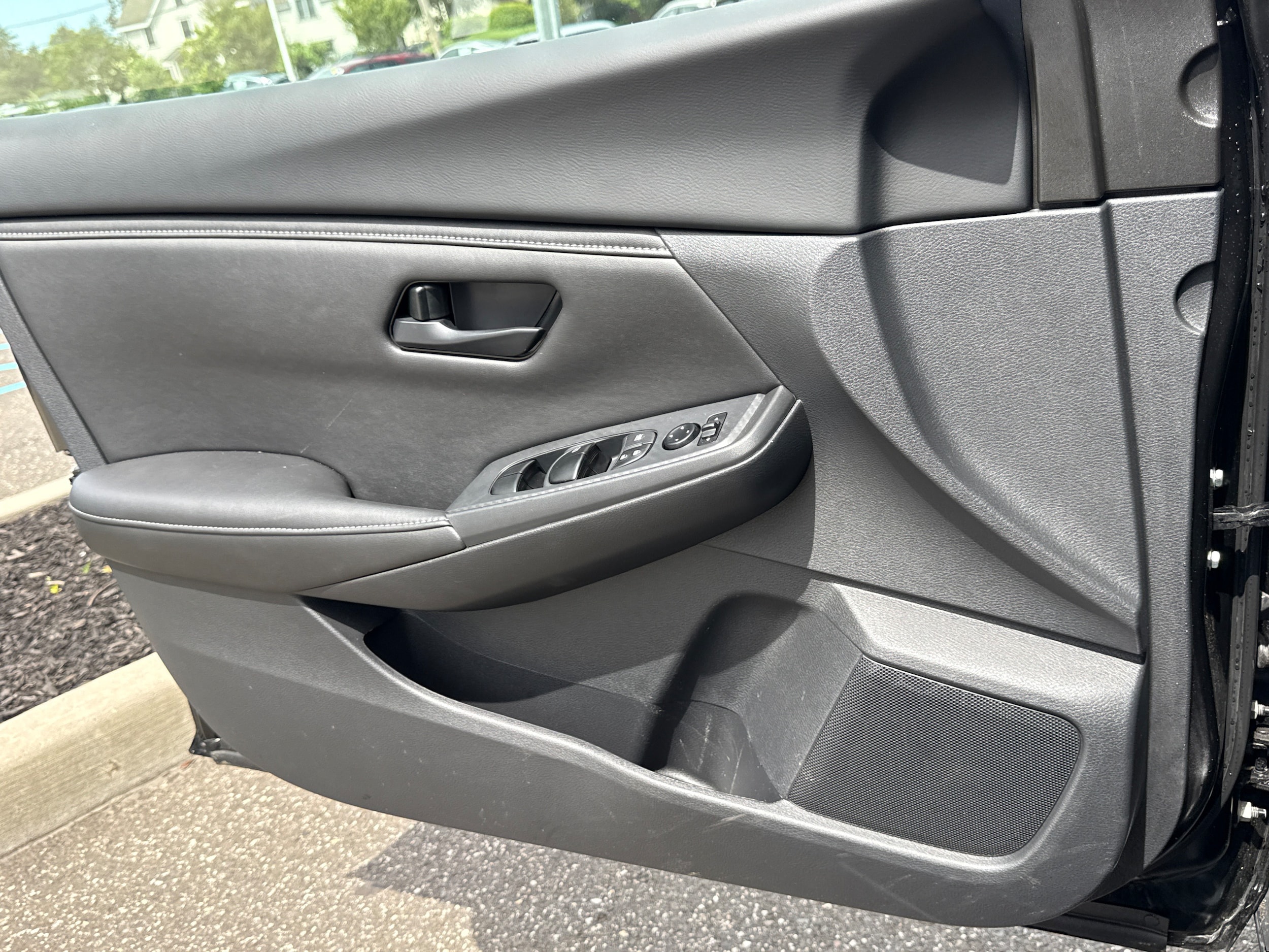 2025 Nissan Sentra S - Photo 25