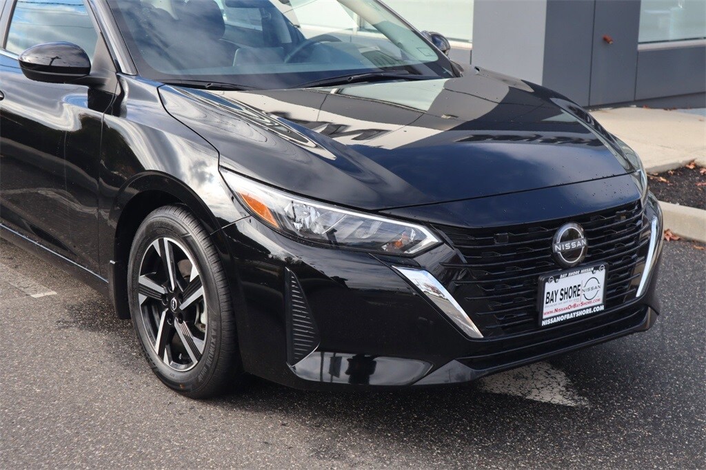 2025 Nissan Sentra SV photo 4