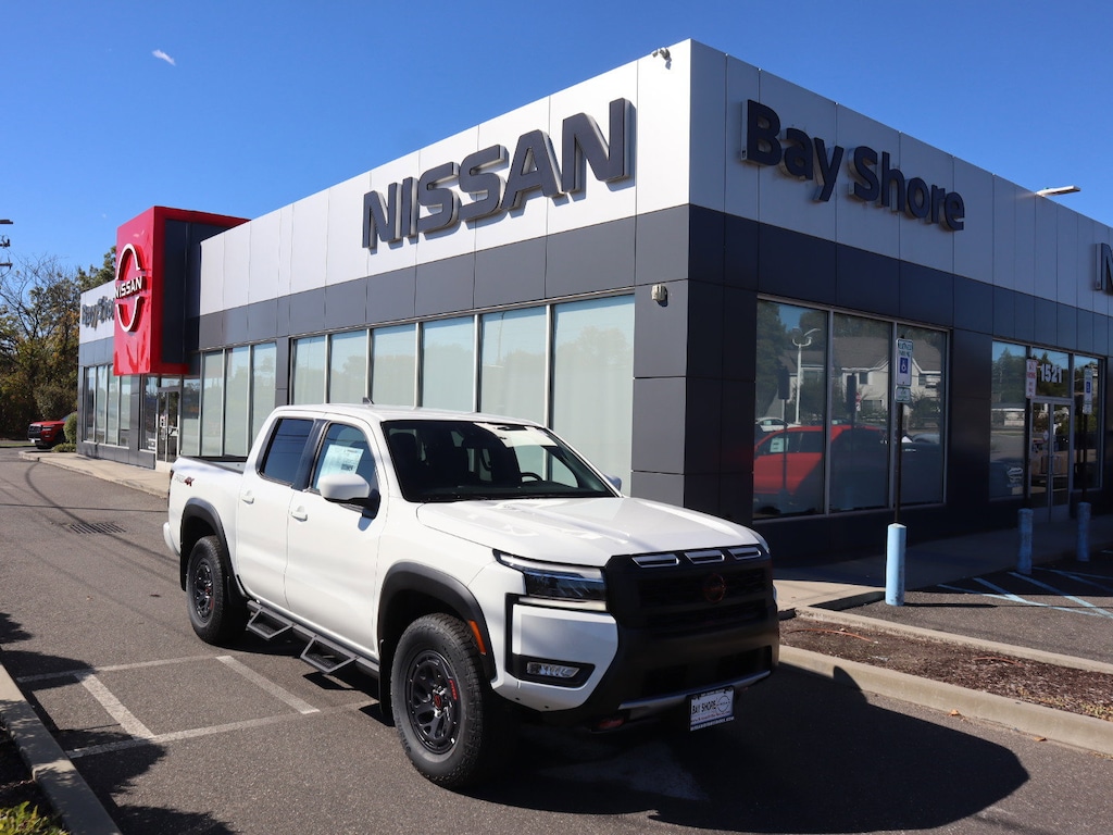 New 2025 Nissan Frontier For Sale at Nissan of Bayshore VIN