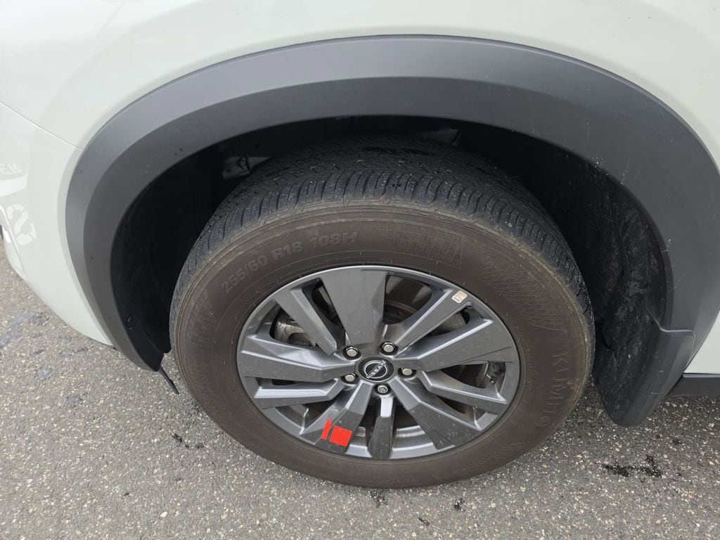 2024 Nissan Pathfinder S - Photo 10