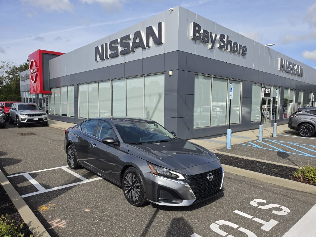 2024 Nissan Altima SV