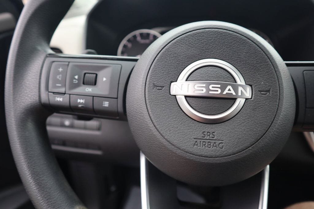 2023 Nissan Rogue SV - Photo 21