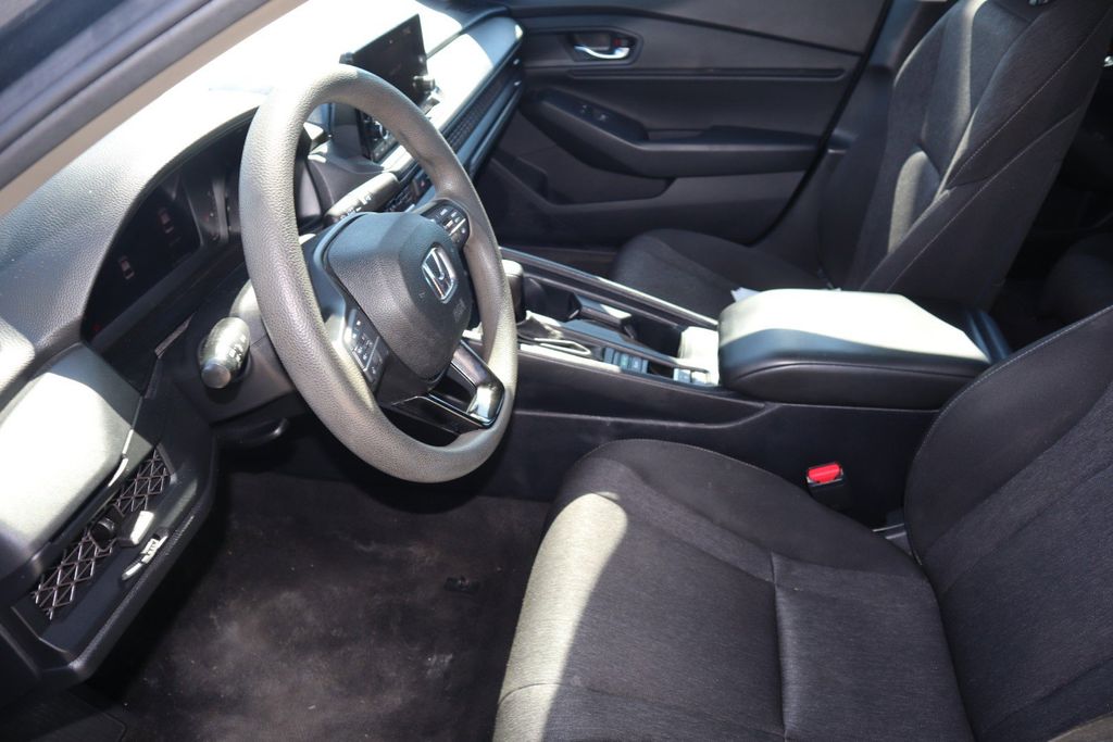2023 Honda Accord EX - Photo 13