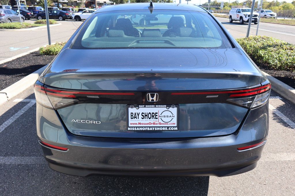 2023 Honda Accord EX - Photo 6