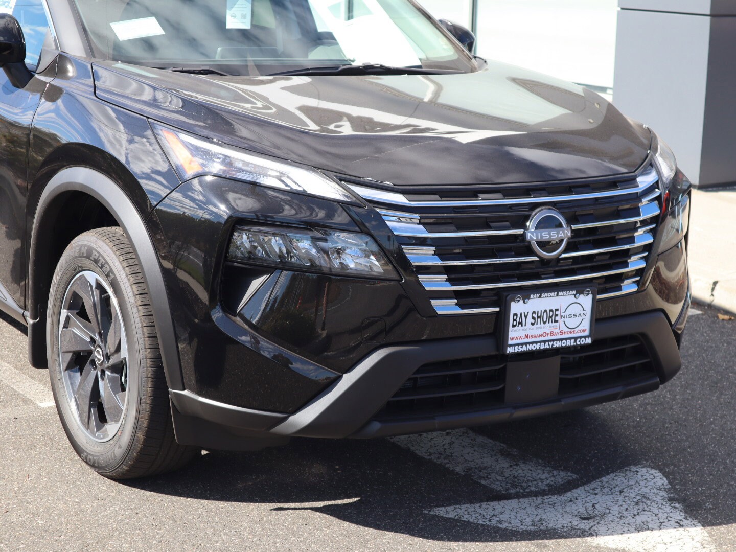 2026 Nissan Rogue SV photo 4