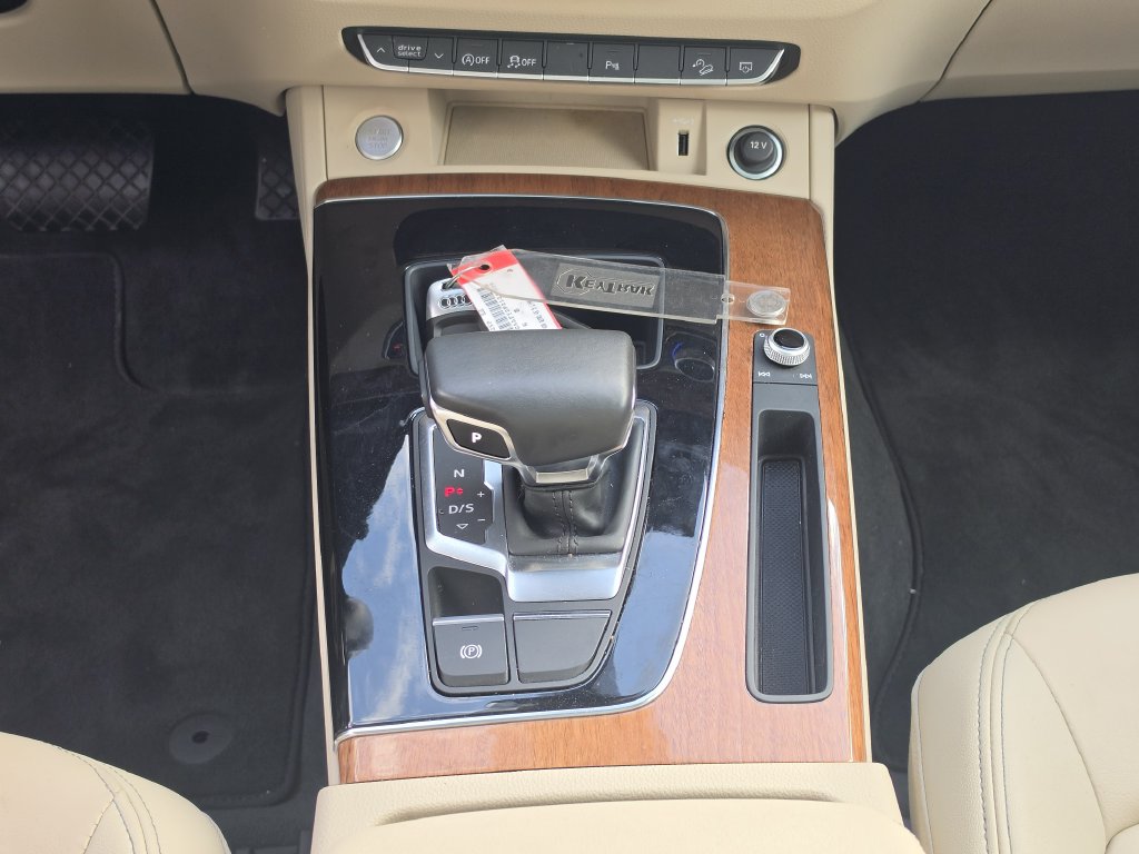 2023 Audi Q5 Premium - Photo 21