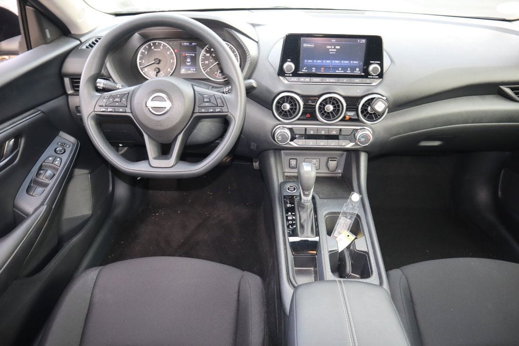 2025 Nissan Sentra S - Photo 14