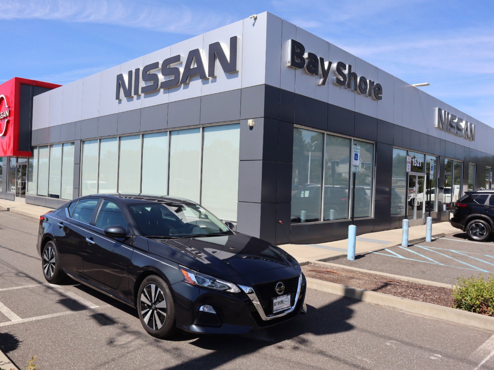 Certified 2022 Nissan Altima SV with VIN 1N4BL4DVXNN367467 for sale in Bay Shore, NY