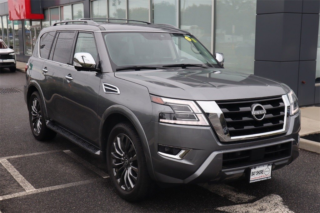 2023 Nissan Armada Platinum photo 2