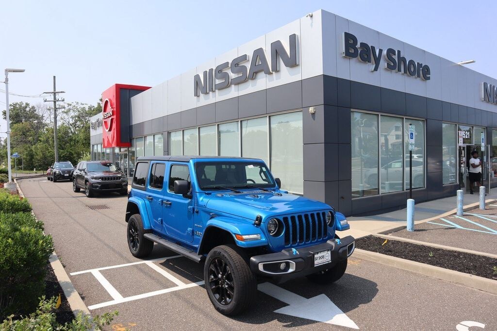 Used 2023 Jeep Wrangler 4xe Sahara SUV