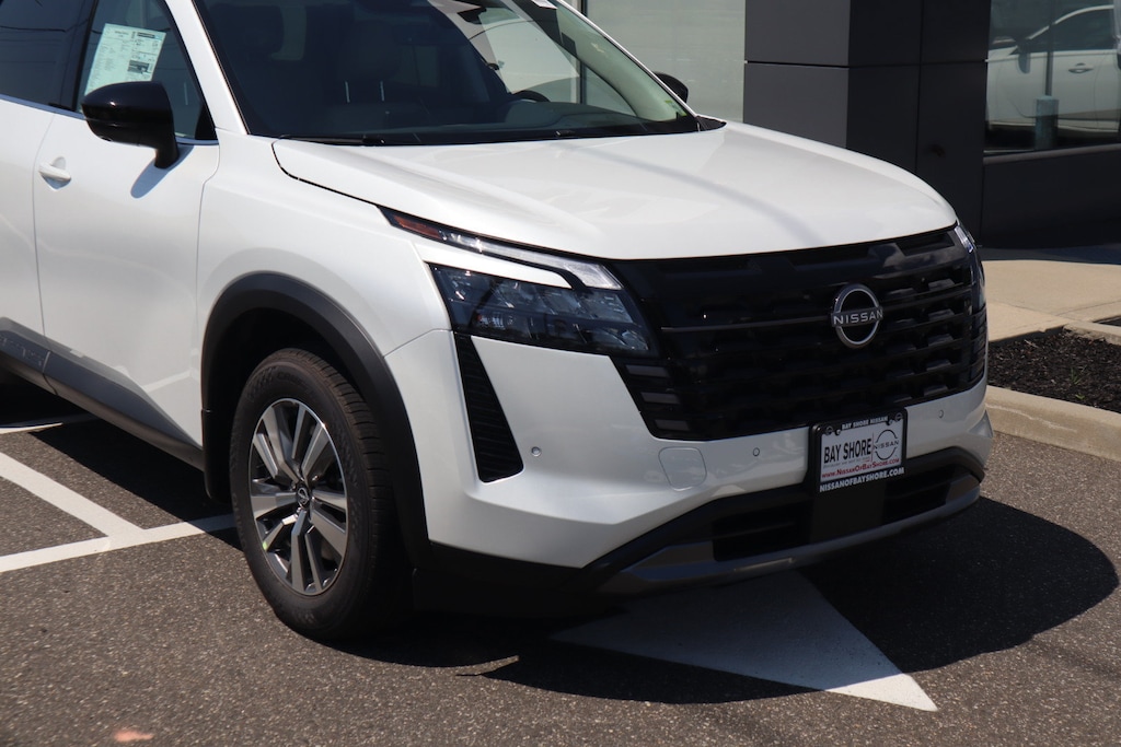 New 2026 Nissan Pathfinder SL SUV