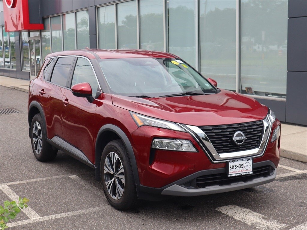 2022 Nissan Rogue SV photo 3