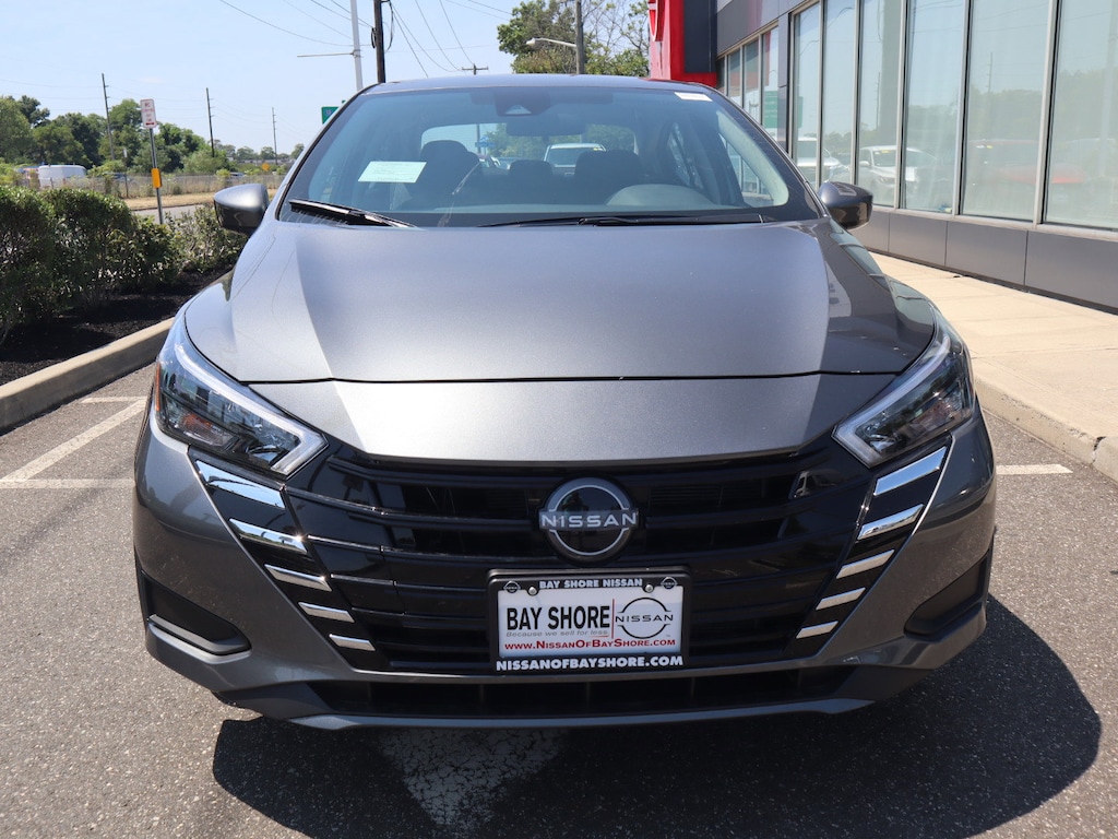 New 2025 Nissan Versa 1.6 SV Sedan