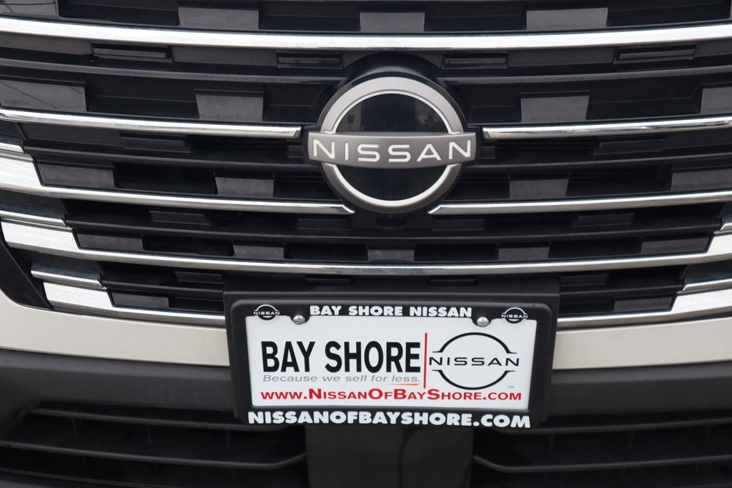 2025 Nissan Rogue SV - Photo 32